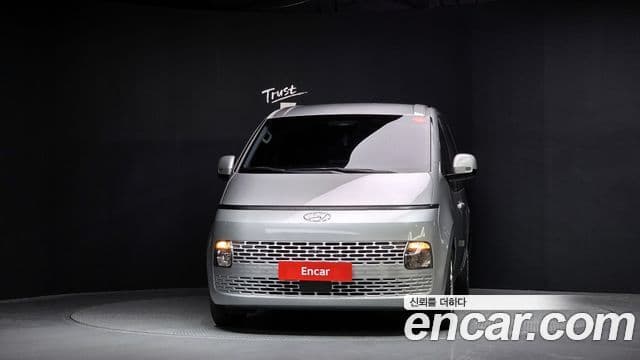 Hyundai Staria Modern, 2022 3