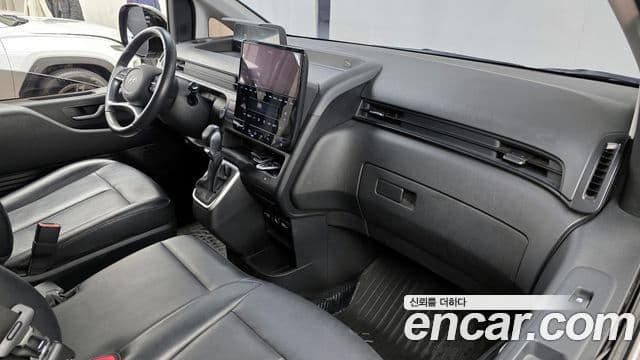 Hyundai Staria Modern, 2022 7