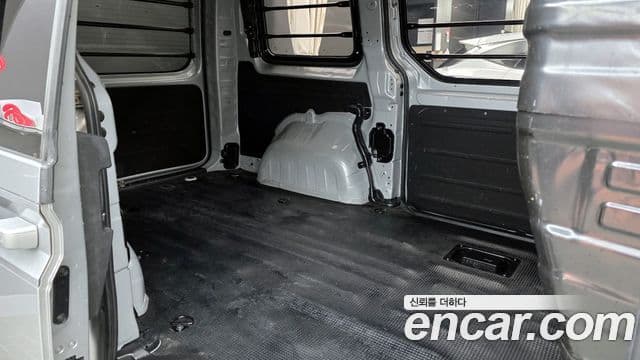 Hyundai Staria Modern, 2022 12