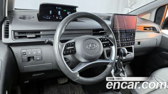 Hyundai Staria Modern, 2022 13