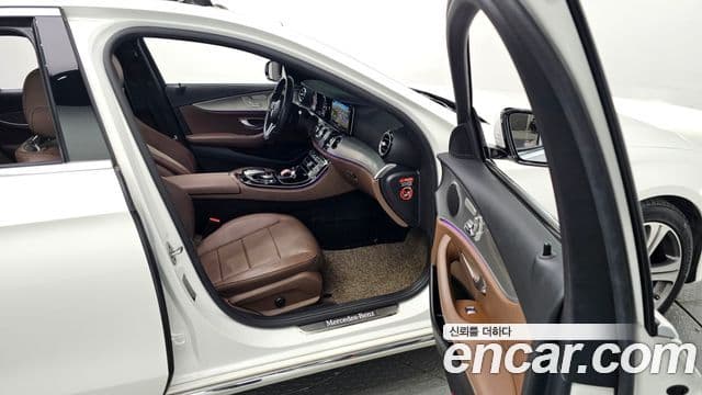 Mercedes-Benz E-класс W213 Avantgarde, 2019 12