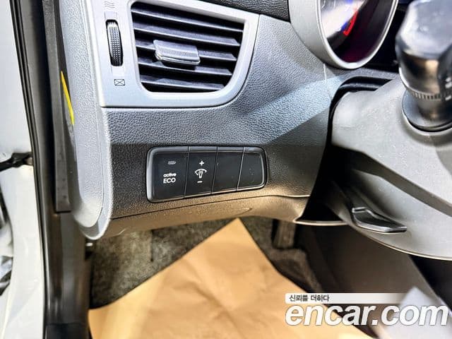 Hyundai Avante MD Luxury, 2011 11