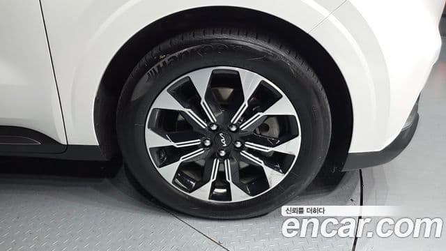 Kia Carnival 4세대 Signature, 2023 все фото