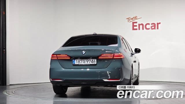 BMW 5시리즈 (G60), 2025 4