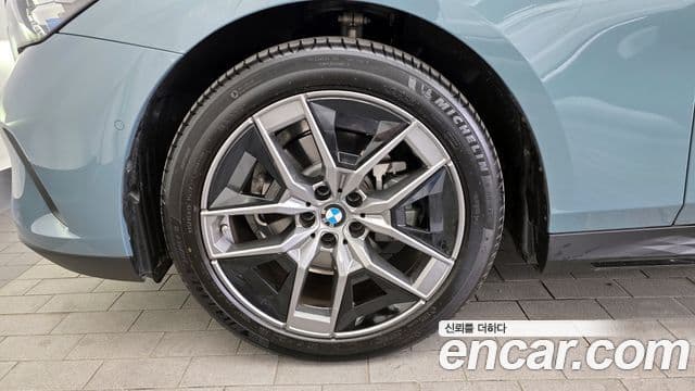 BMW 5시리즈 (G60), 2025 все фото