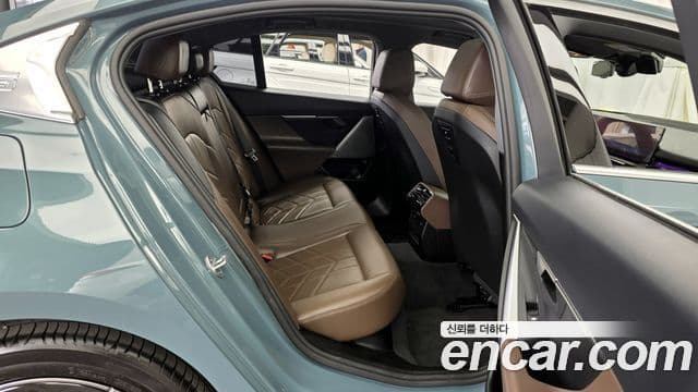 BMW 5시리즈 (G60), 2025 12