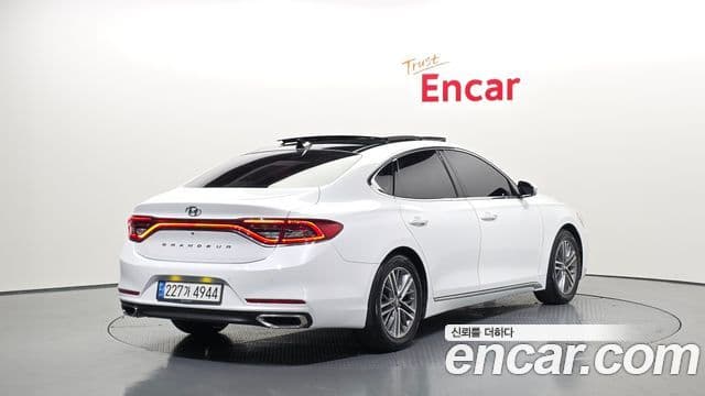 Hyundai Grandeur IG 3.0 LPi Modern (арендный автомобиль), 2018 2