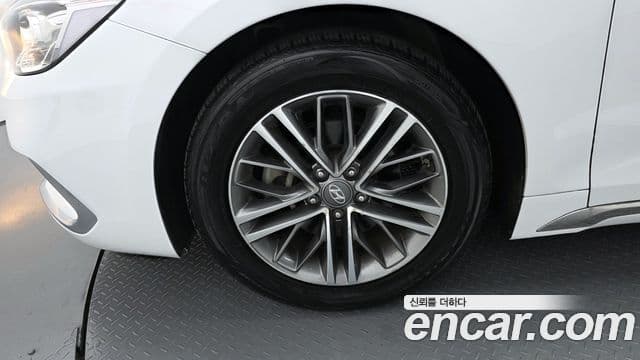 Hyundai Grandeur IG 3.0 LPi Modern (арендный автомобиль), 2018 все фото