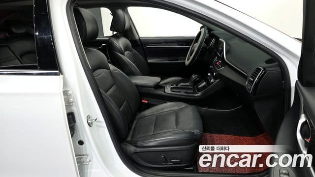 Hyundai Grandeur IG 3.0 LPi Modern (арендный автомобиль), 2018 11