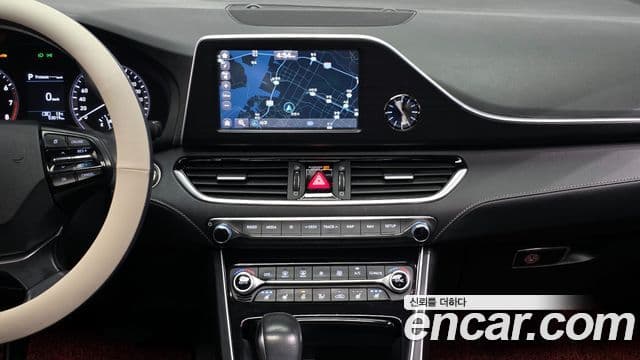 Hyundai Grandeur IG 3.0 LPi Modern (арендный автомобиль), 2018 14