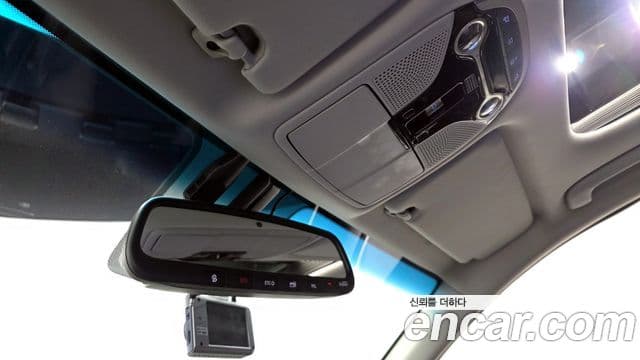 Hyundai Grandeur IG 3.0 LPi Modern (арендный автомобиль), 2018 18