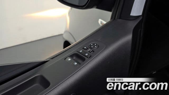 Hyundai Staria Smart, 2025 13