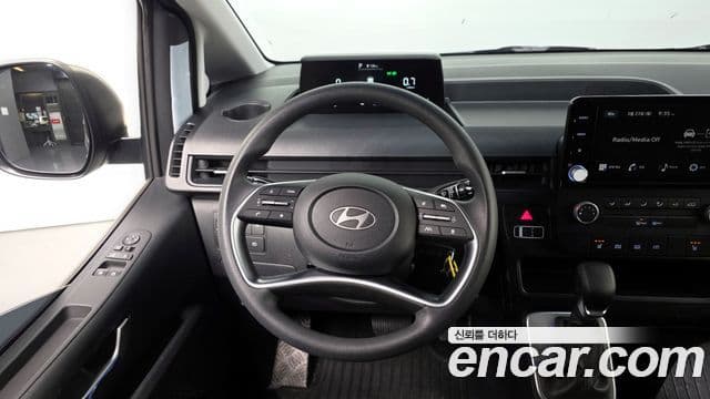 Hyundai Staria Smart, 2025 15