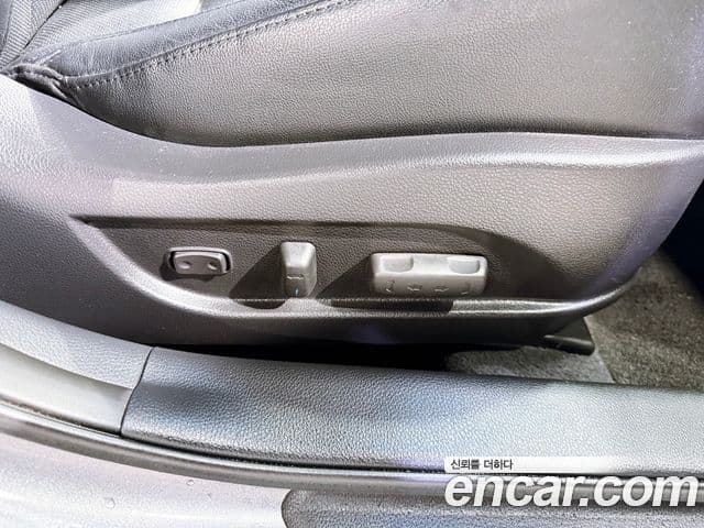 Hyundai i40 살룬 PYL, 2014 17