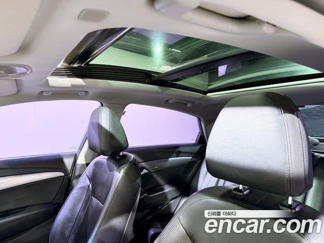 Hyundai i40 살룬 PYL, 2014 18