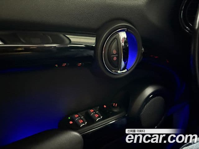 Mini Cooper 3세대, 2018 14