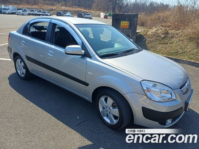 Kia Pride(новый кузов / новое поколение) 4DR 1.6 CVVT SLX, 2008 2