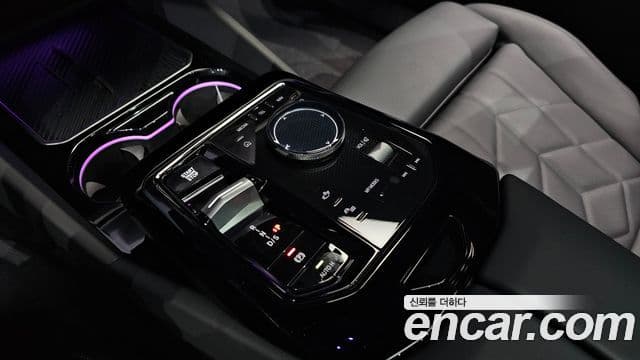 BMW 5시리즈 (G60) 520i M Sport, 2025 9