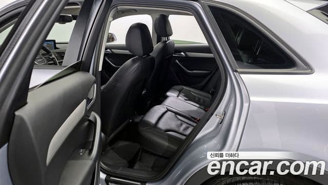 Audi Q3 8U, 2015 11
