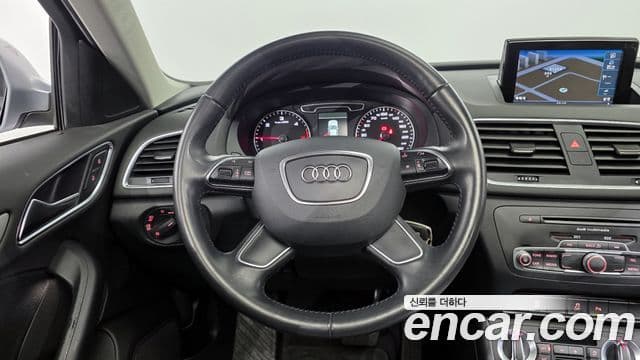 Audi Q3 8U, 2015 13