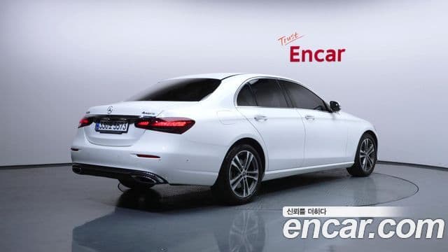 Mercedes-Benz E-класс W213 Avantgarde, 2022 2