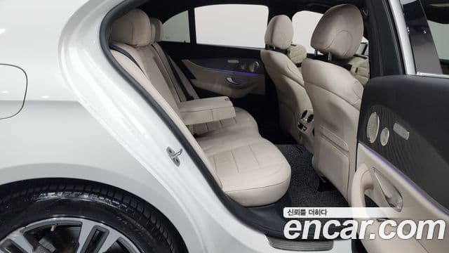 Mercedes-Benz E-класс W213 Avantgarde, 2022 12