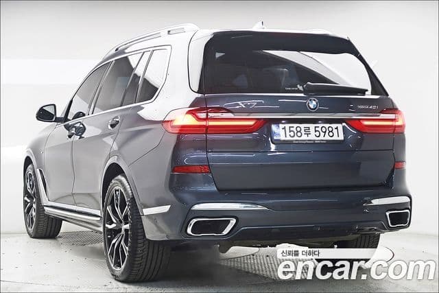 BMW X7 (G07) xDrive 40i M Sport 6인승, 2022 2