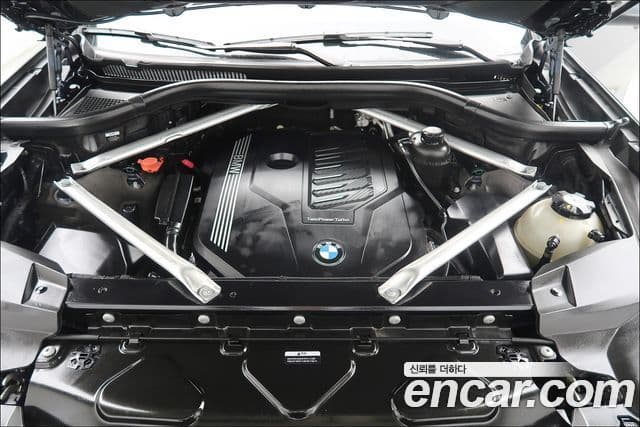 BMW X7 (G07) xDrive 40i M Sport 6인승, 2022 6