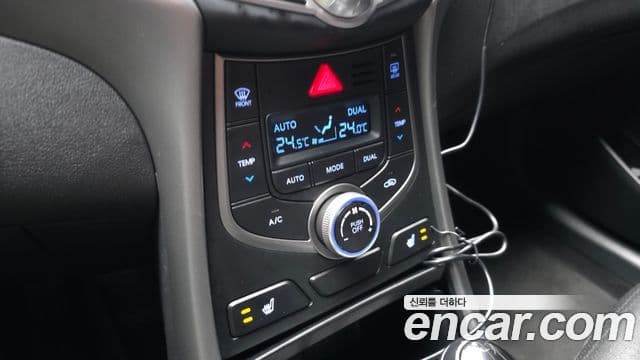 Hyundai The / новый New Avante 빌트인캠2 — базовая версия - Built-in Cam 2, 2015 16