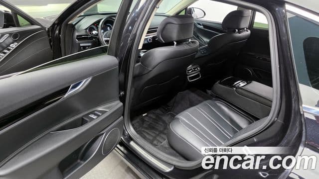 Genesis G80 (RG3) бензин 2.5 турбо AWD, 2022 11