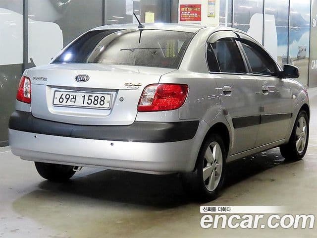 Kia Pride(новый кузов / новое поколение) 4DR 1.6 CVVT SLX, 2009 4