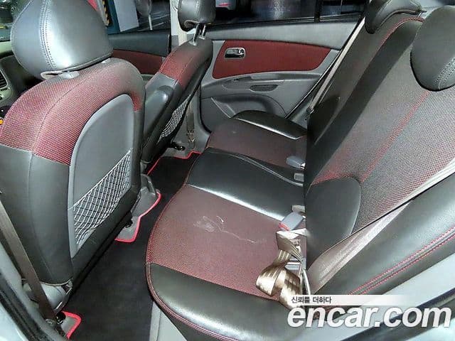 Kia Pride(новый кузов / новое поколение) 4DR 1.6 CVVT SLX, 2009 7