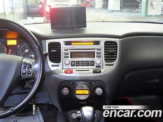 Kia Pride(новый кузов / новое поколение) 4DR 1.6 CVVT SLX, 2009 11