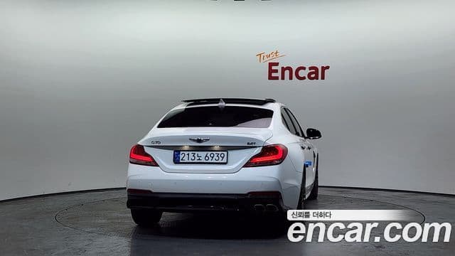 Genesis G70 Elite, 2019 4