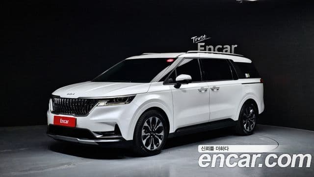 Kia Carnival 4세대 Signature, 2022 1