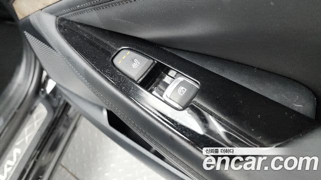 Kia K8 гибрид Noblesse, 2023 18