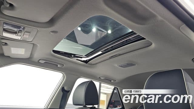 Hyundai Venue 1.6 Flux, 2023 все фото