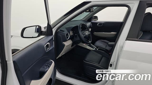 Hyundai Venue 1.6 Flux, 2023 10