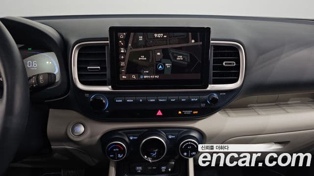 Hyundai Venue 1.6 Flux, 2023 15