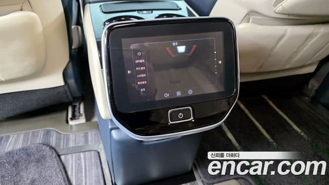 Kia Carnival 4세대 бензин 9인승 High Limousine(компания по спецнадстройкам), 2021 18