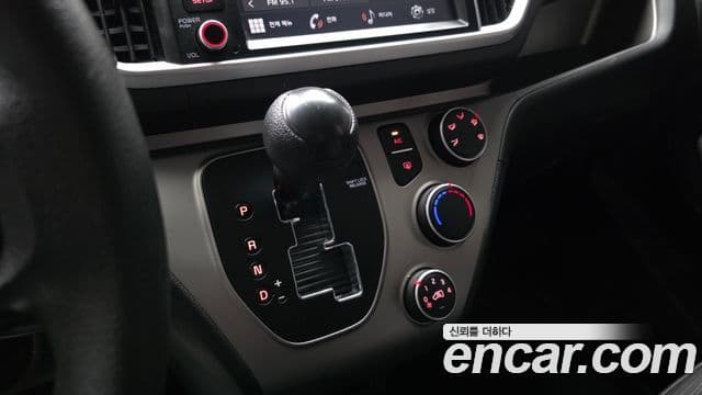 Kia The / новый New Ray Standard, 2022 9