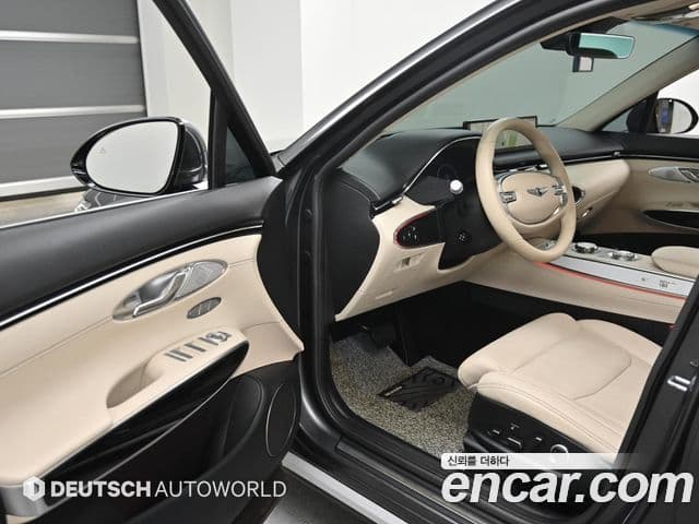 Genesis GV70, 2023 10