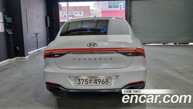 Hyundai The / новый New Grandeur IG гибрид Premium Choice, 2021 4