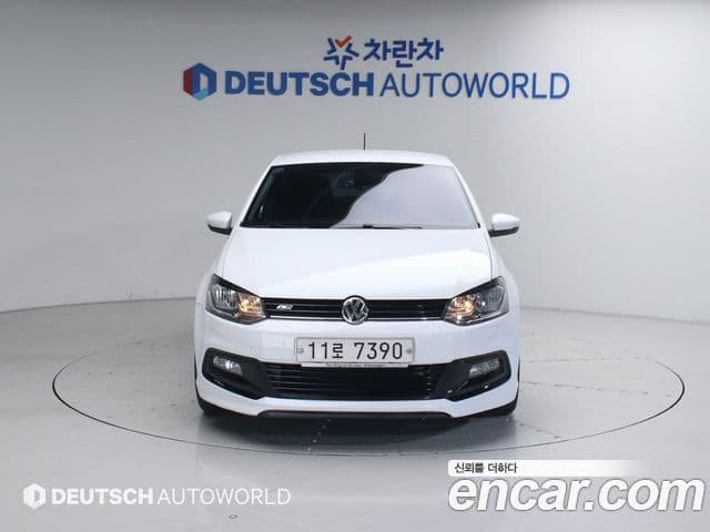 Volkswagen 폴로 5세대, 2015 3