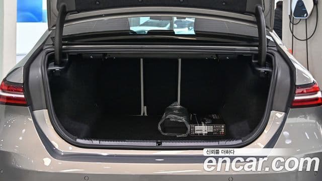 BMW 5시리즈 (G60), 2025 7