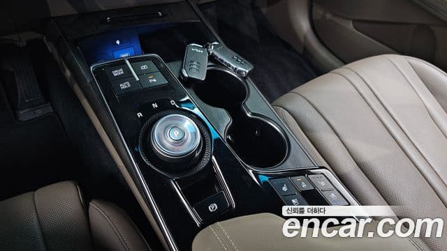 Kia K8 гибрид Noblesse, 2023 9