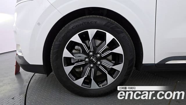 Kia Carnival 4세대 Signature, 2023 все фото