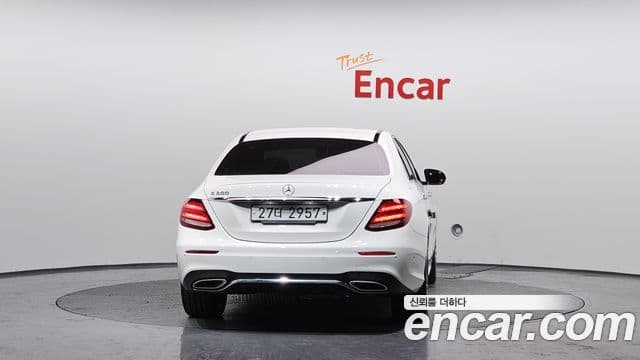 Mercedes-Benz E-класс W213 AMG Line, 2019 4