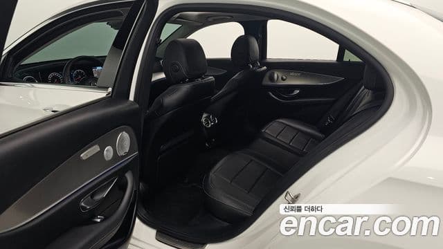 Mercedes-Benz E-класс W213 AMG Line, 2019 12