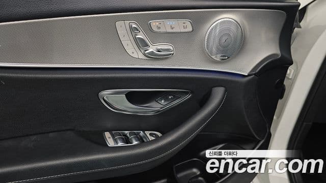 Mercedes-Benz E-класс W213 AMG Line, 2019 18